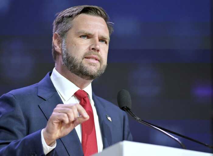 Іран повинен повністю припинити збагачення урану, — Венс