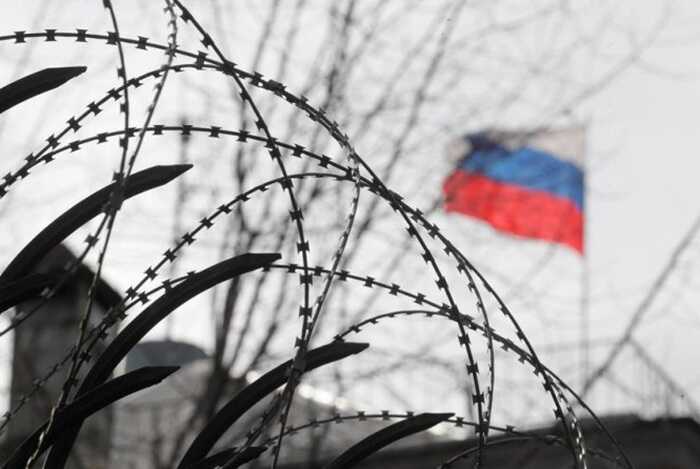​У Швеції дрон з фарбою атакував посольство РФ