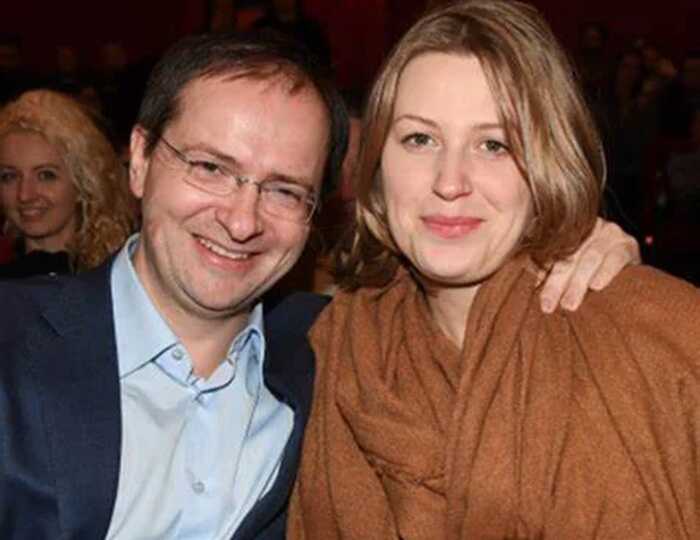 Одна з найбагатших дружин російських політиків: що відомо про дружину перемовника Мединського