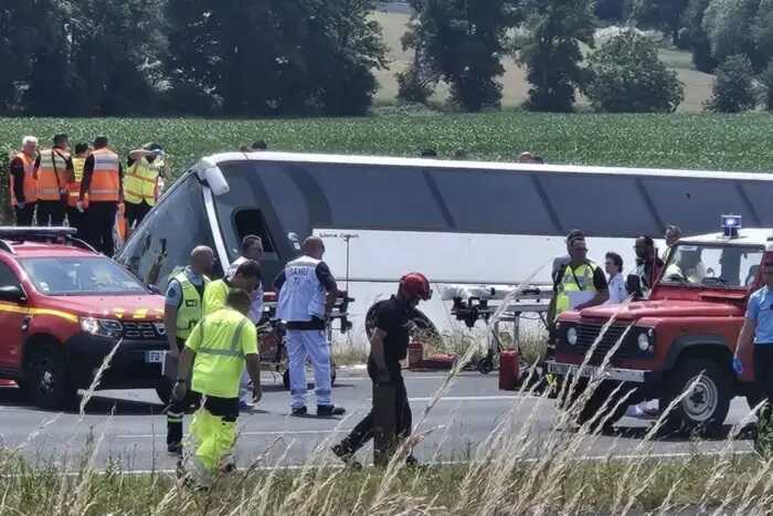 У Франції перекинувся автобус з українцями: четверо загиблих, десятки поранених