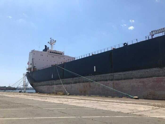 В одному з українських портів намагалися викрасти заарештоване російське судно