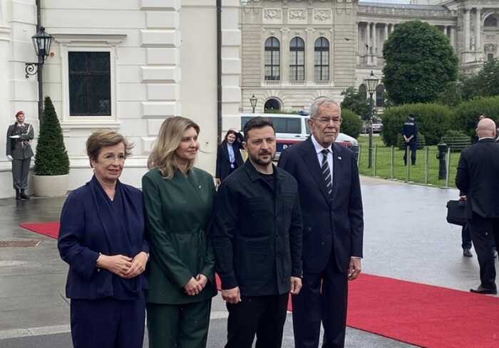 Зеленський зустрівся з президентом Австрії